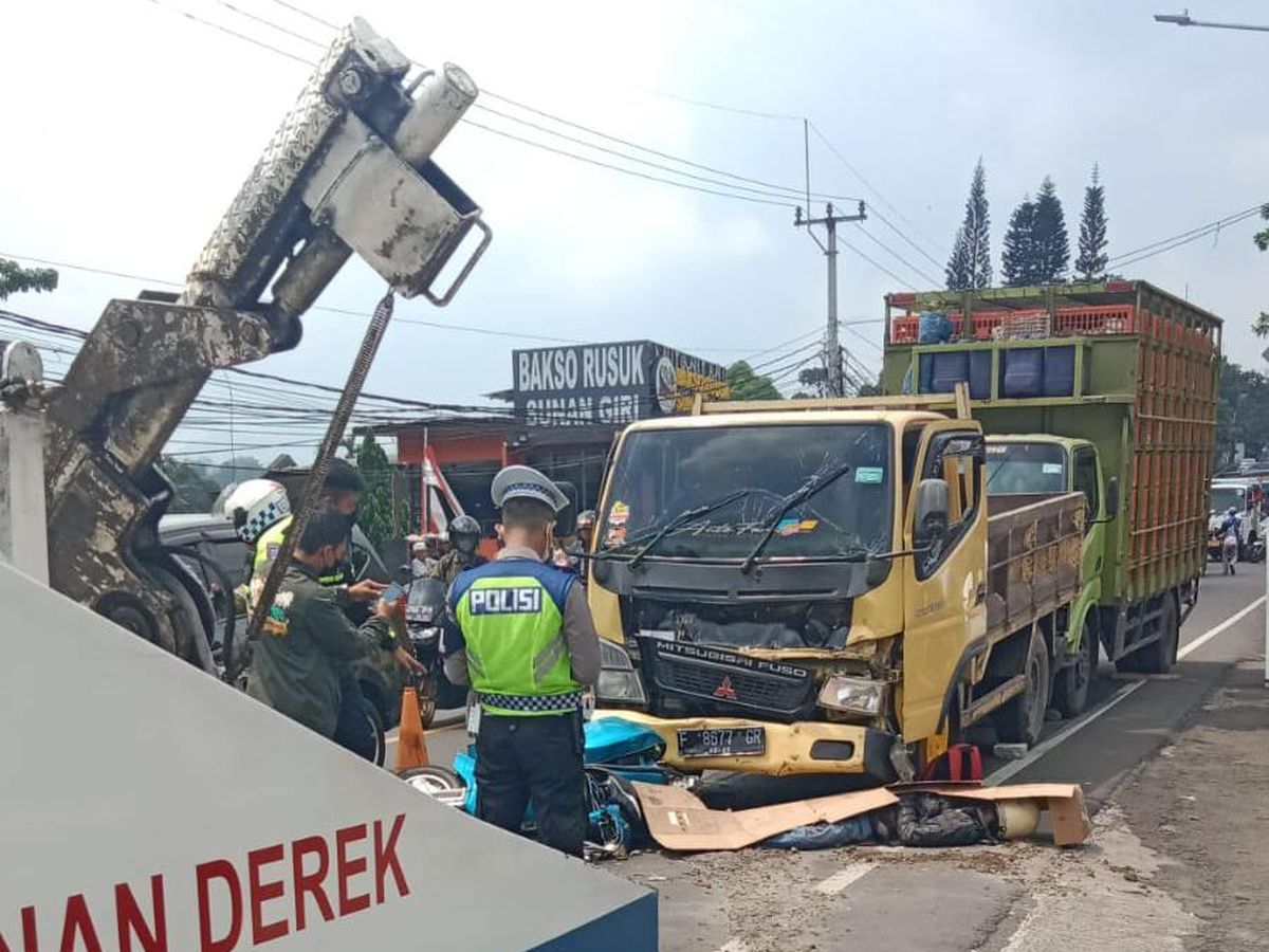Kecelakaan beruntun Bogor